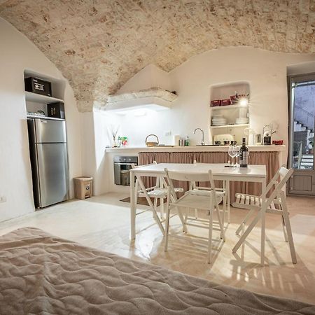 Vacation And Short Stay Suites & Apartments Ceglie - Celso Челие Месапика Екстериор снимка