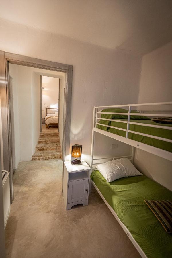 Vacation And Short Stay Suites & Apartments Ceglie - Celso Челие Месапика Екстериор снимка